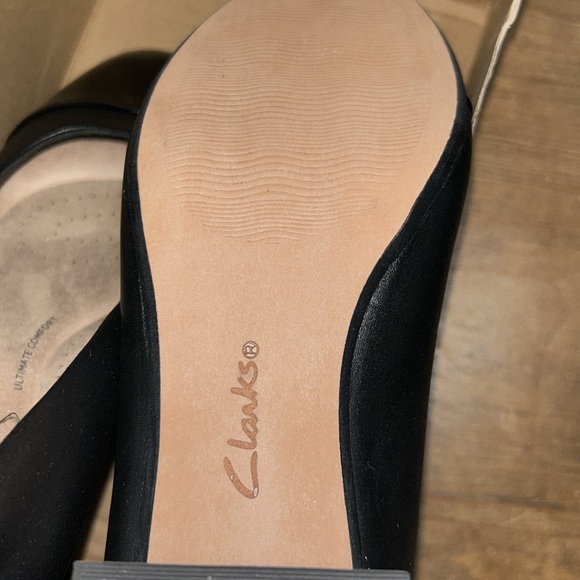 Clarks Marilyn Sara Pump Size 7.5 - Picture 11 of 11